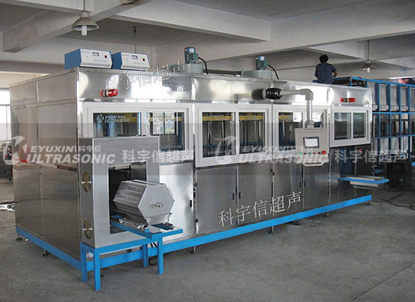  全自動(dòng)多臂旋轉超聲波清洗機